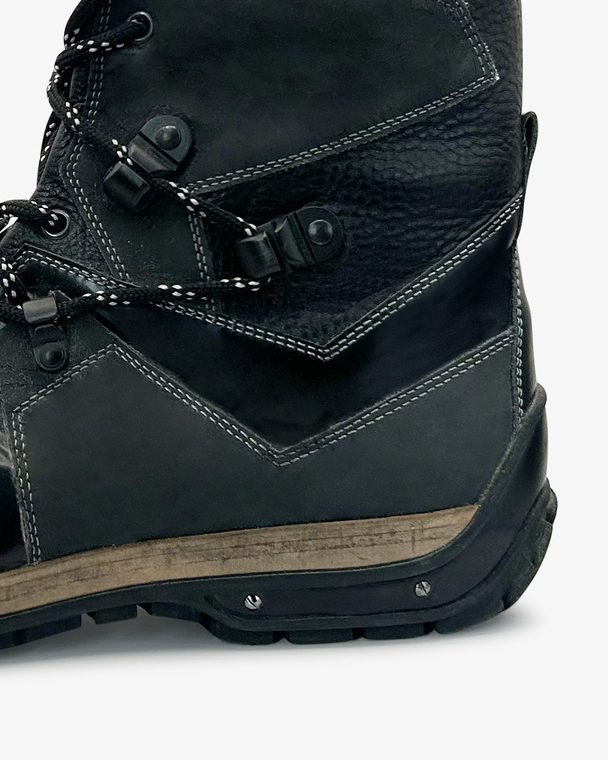 Dirk Bikkembergs, Double Lace Trail Boots