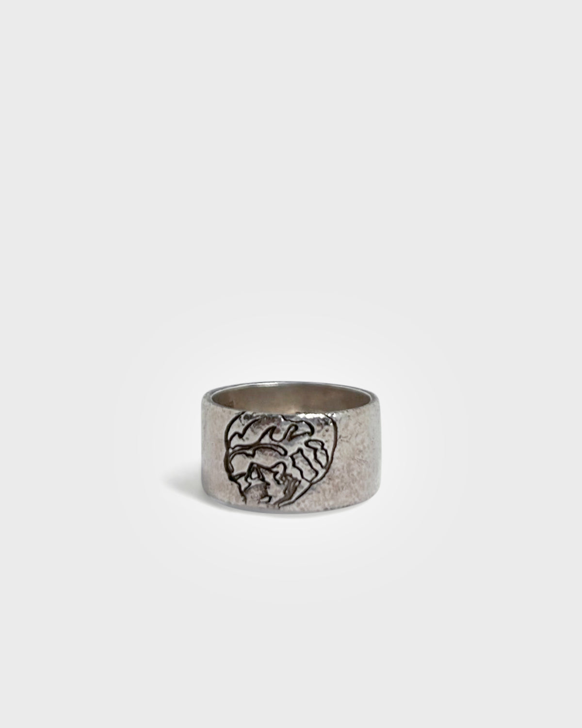 Undercover, SS02 Illusion of Haze Skull Ring