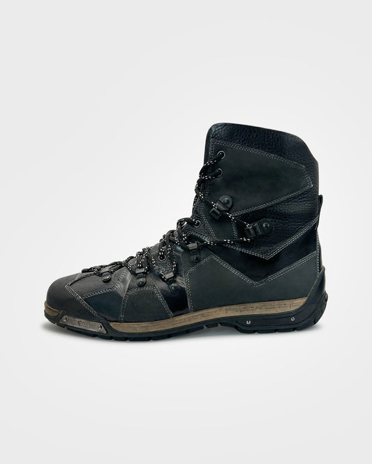 Dirk Bikkembergs, Double Lace Trail Boots