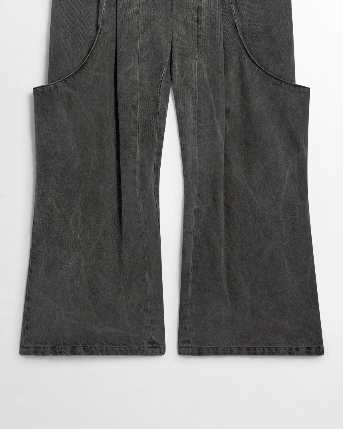 Lueder, AW24 Civilian Cargos Charcoal