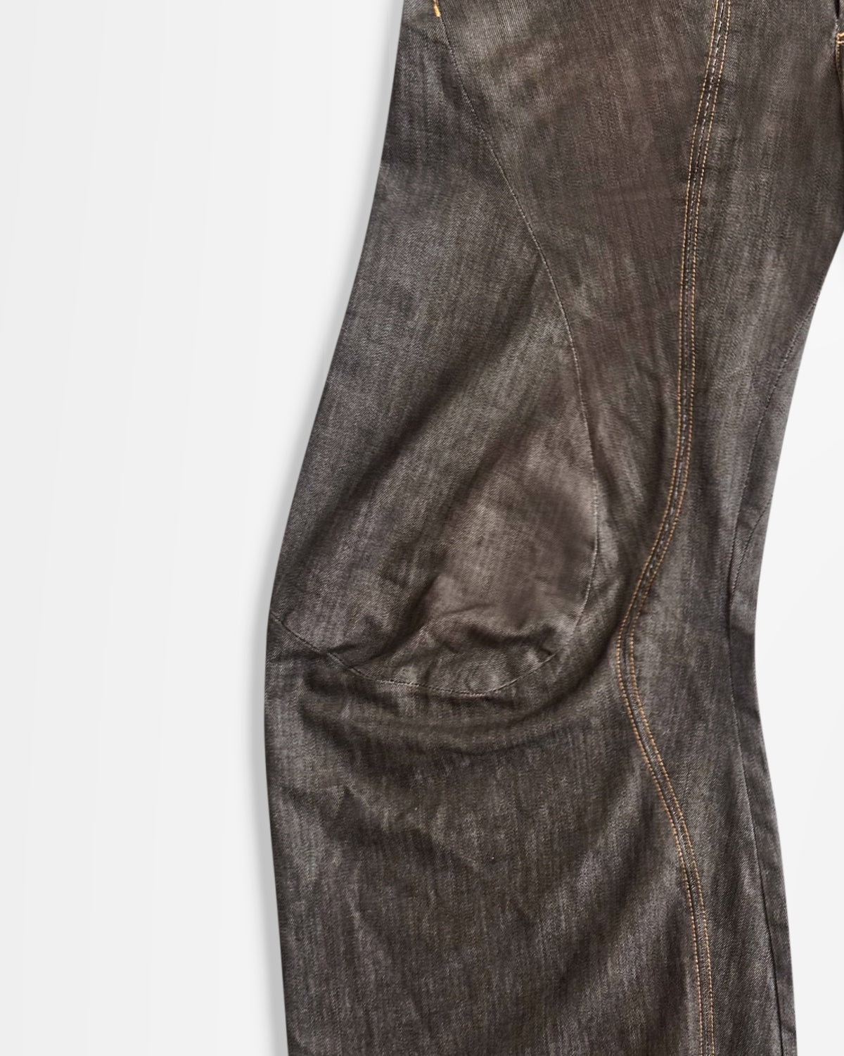 Lueder, SS23 Engineered Flare Jeans