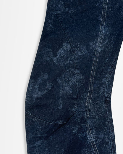 Lueder, SS25 Laser Engraved Engineered Flare