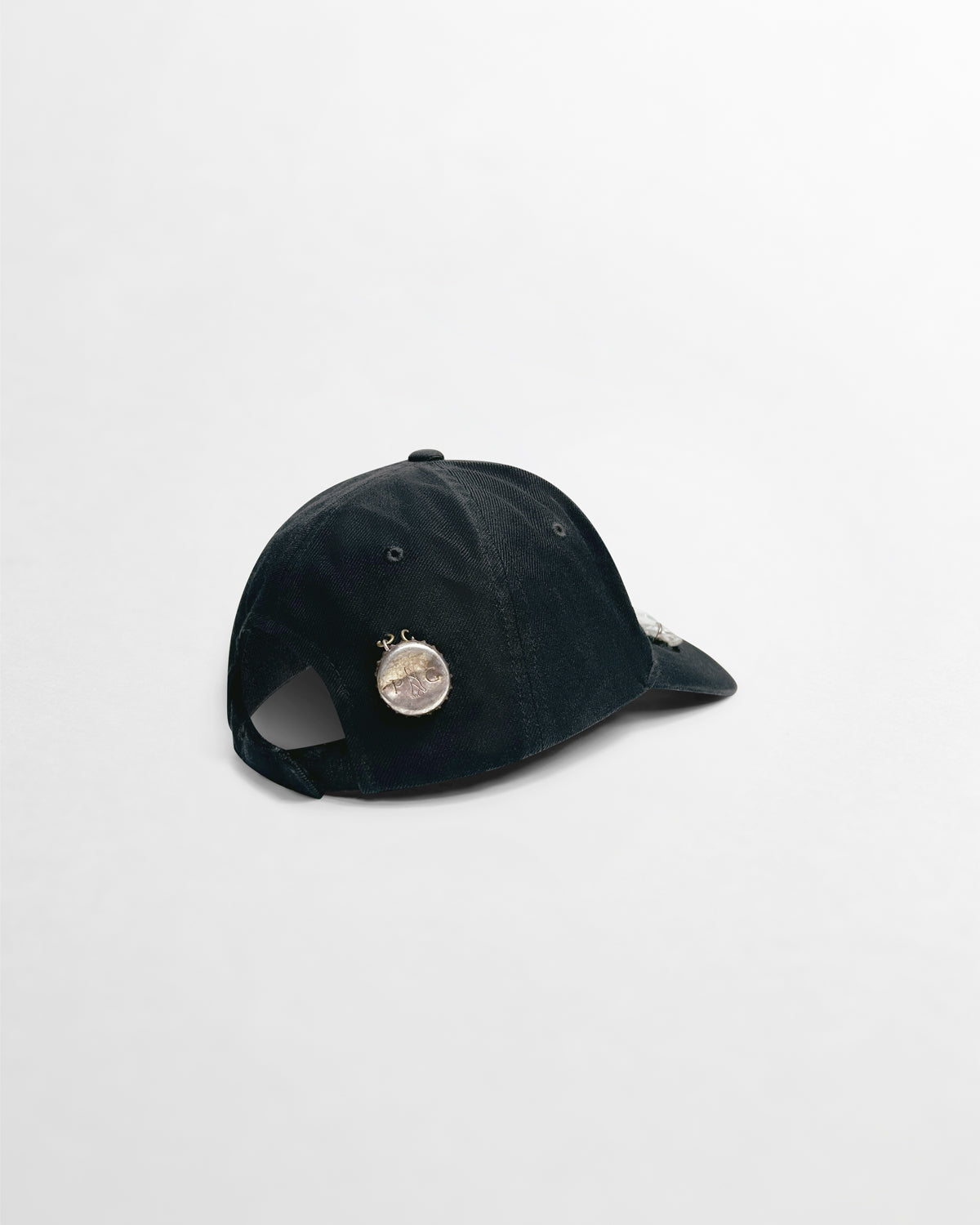 Per Gotesson, AW19 Glass Cut-out Cap